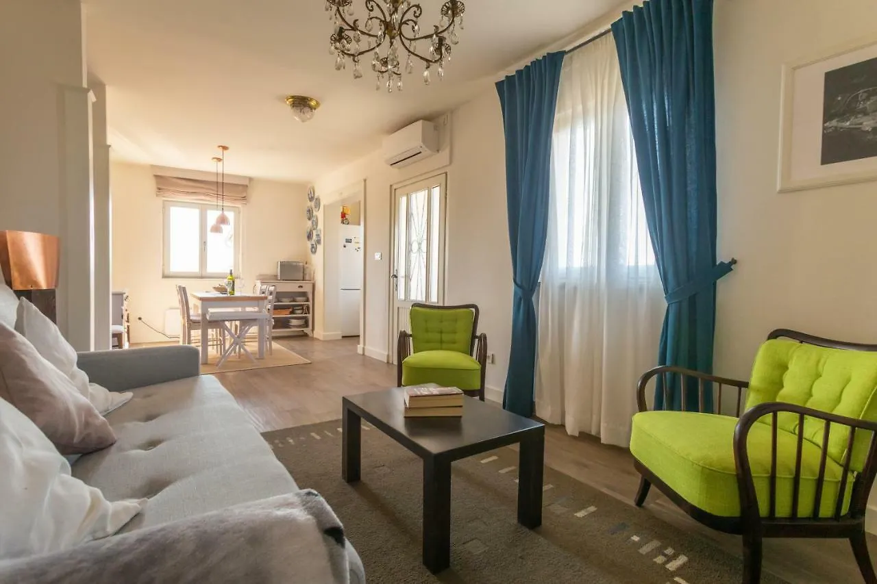 Apartamento Adorma Hum